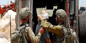 قابض صہیونی فوج کے مغربی کنارے کے مختلف شہروں پر دھاوے