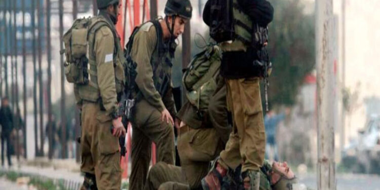 قابض فوج اور فلسطینی باشندوں کے درمیان جھڑپیں: ایک صہیونی فوجی زخمی