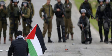 اسرائیل: اتنا ظالم ہے کہ مظلوم نظر آتا ہے