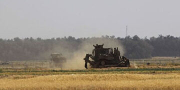 صہیونی فوج نے فلسطینیوں کی زرعی زمین تباہ کردی