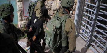 بیت المقدس: قابض فوج  کے مختلف علاقوں میں چھاپے اور گرفتاریاں