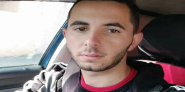 صہیونی فوج کا فلسطینی نوجوان پر وحشیانہ تشدد