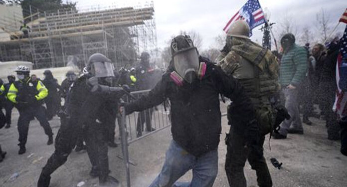 صہیونی ریاست کا حمایتی ٹرمپ اپنے ملک میں بھی فساد کی وجہ بن گیا