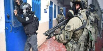 صہیونی عقوبت خانہ جلبوع میں فلسطینی اسیروں پر بد ترین تشدد