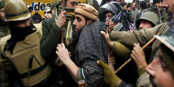 بھارتی فوجیوں نے ترال میں تین کشمیری نوجوانوں کو شہید کردیا