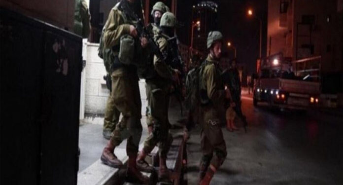 قابض فوج کا رات گئے بیت المقدس پر حملہ