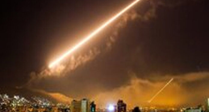 صیہونی ریاست کی شام میں بمباری، 60 افراد جاں بحق