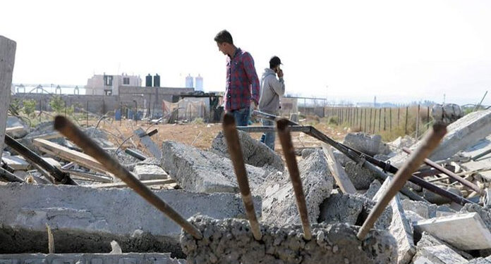 صیہونی  فوج نے فلسطینی بچوں کے اسکول کو مسمار کردیا