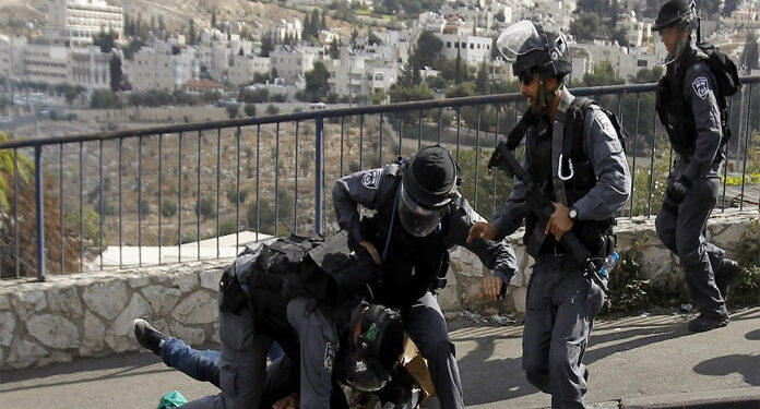 قابض فوج نے طولکرم سے ایک نوجوان کو گرفتار کرلیا