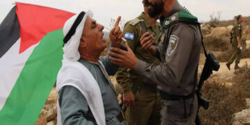 قابض عدالت میں فلسطینی کارکن کی قید میں 1 ہفتے کی توسیع