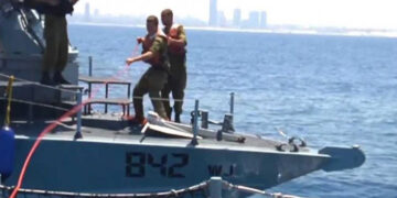 Israeli-navy-attack-fishermen-Gaza-Sea