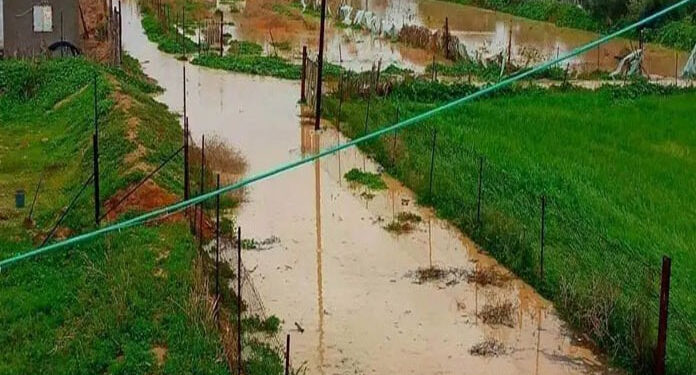 Zionist-army- water-Gaza-flooding-Palestinian-fields