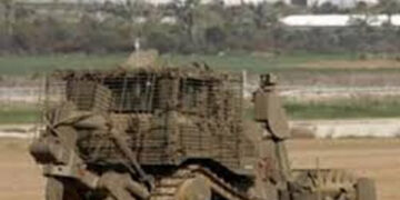 Palestinian-Gaza-israeli-tanks-