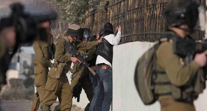 صیہونی فوجیوں نے دو فلسطینی طلباء کو گرفتارکرلیا
