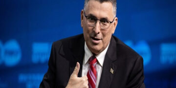 نیتن یاھو ملک کو خانہ جنگی کی طرف لے جارہے ہیں، گد یعون ساعر