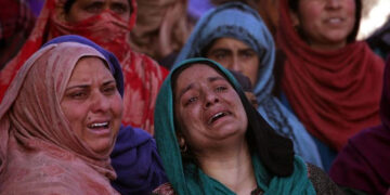 مقبوضہ کشمیر میں بھارتی فوجیوں کے ہاتھوں ہزاروں خواتین کو قتل اور بے حرمتی کی گئی