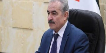 اسرائیل کے خلاف جنگی جرائم کی تحقیقات میں ہر ممکن تعاون کریں گے، فلسطینی وزیراعظم