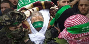 حماس رہنماں عمرالبرغوثی اور ڈاکٹر عدنان کو سپردخاک کردیا گیا