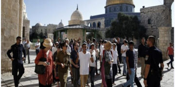 ایک سال میں 2 ہزار صیہونی آبادکاروں نے قبلہ اول کا تقدس پامال کیا، رپورٹ