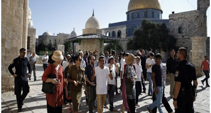 ایک سال میں 2 ہزار صیہونی آبادکاروں نے قبلہ اول کا تقدس پامال کیا، رپورٹ