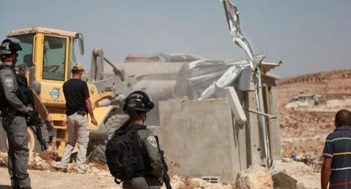 Zionist-army-demolished-Palestinian-houses