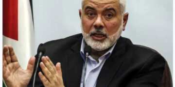 اسماعیل ھنیہ کا حماس رہنماؤں کے انتقال پر اظہار تعزیت