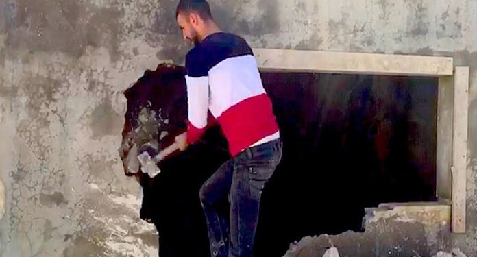 صیہونی مظالم: ایک اور فلسطینی نے اپنا گھر خودمسمار کردیا