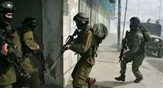 occupied-forces-raid-Palestinian-refugee-camp