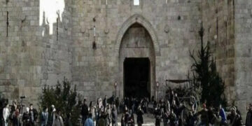 رمضان کے ساتویں روز بھی مسجد اقصٰی میں صہیونی فوج کا نمازیوں پر حملہ