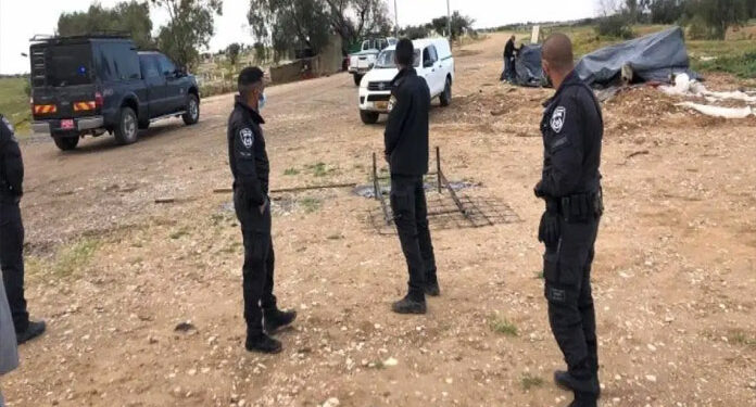 مقبوضہ فلسطین: الاراقیب گاؤں پر 186ویں مرتبہ قابض فوجی حملہ