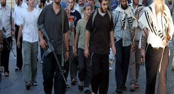 صیہونی آبادکاروں کے فلسطینیوں پر حملے