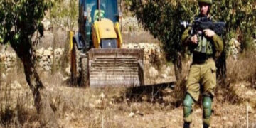 اسرائیل  نے ایک سال میں 388 فلسطینی زمینوں کو کوڑے دان میں تبدیل کیا