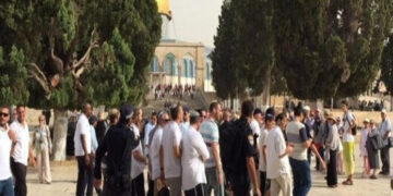 شر پسند یہودی آبادکاروں کا مسجد اقصٰی پر دھاوا