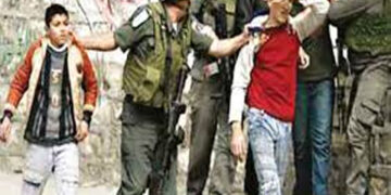 صیہونی فوج کا نابالغ فلسطینی بچوں پر بدترین تشدد