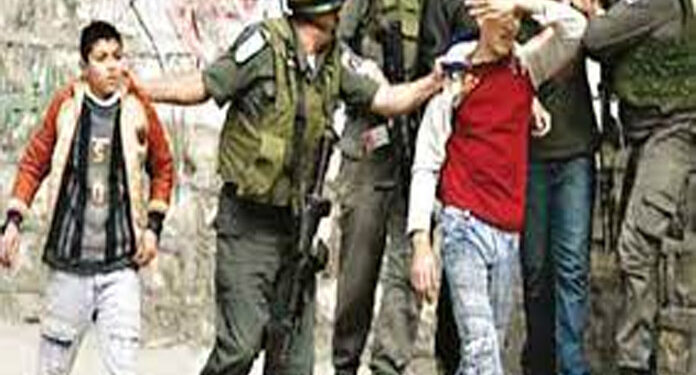 صیہونی فوج کا نابالغ فلسطینی بچوں پر بدترین تشدد
