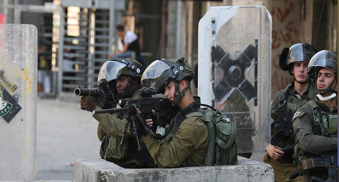 صیہونی فوج کی فائرنگ، 5 فلسطینی نوجوان زخمی