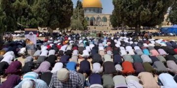 مسجد اقصٰی: رمضان المبارک میں 60 ہزارفلسطینیوں نے تیسرے جمعہ کی نماز  ادا کی