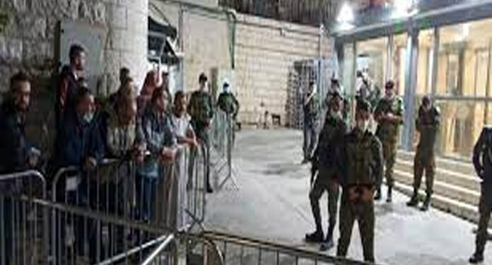 صیہونی فوج کے ہاتھوں مسجد ابراہیمی کی متعدد مرتبہ بے حرمتی