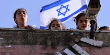 صہیونی شر پسندوں کا فلسطینیوں کے گھروں پر قبضہ معمول بن گیا