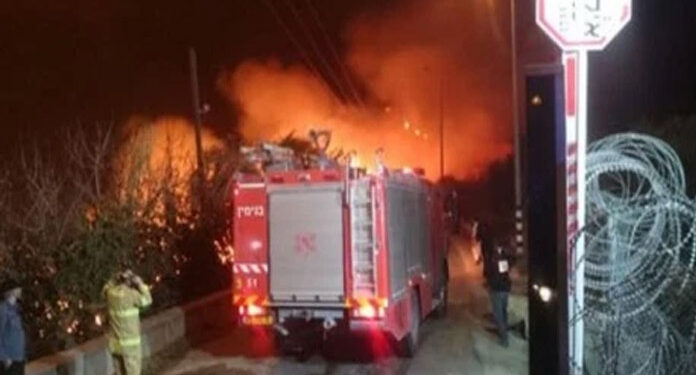 تل ابیب کے ہوائی اڈے  کے پاس شدیدآتشزد گی