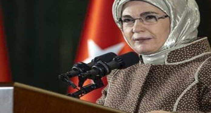 ترک صدر کی اہلیہ فلسطینی بچوں کی تعلیمی امدادمیں تعاون کریں گی