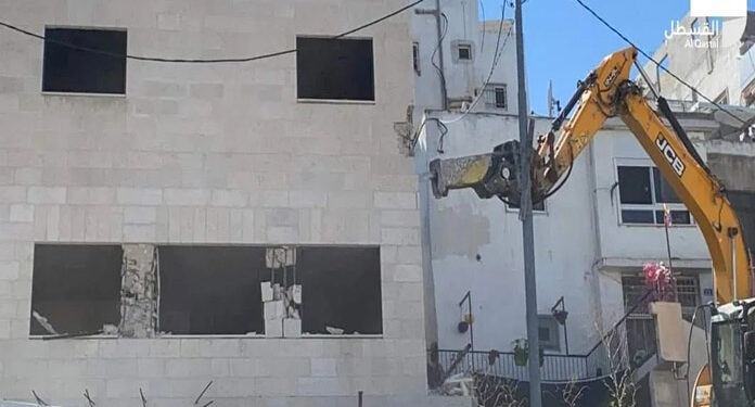 صیہونی ریاست کا ایک اور فلسطینی کے تین منزلہ گھر کو مسمار کرنے کا حکم