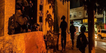 اسرائیلی فوج نے مغربی کنارے سے مزید16فلسطینی گرفتار کر لیے