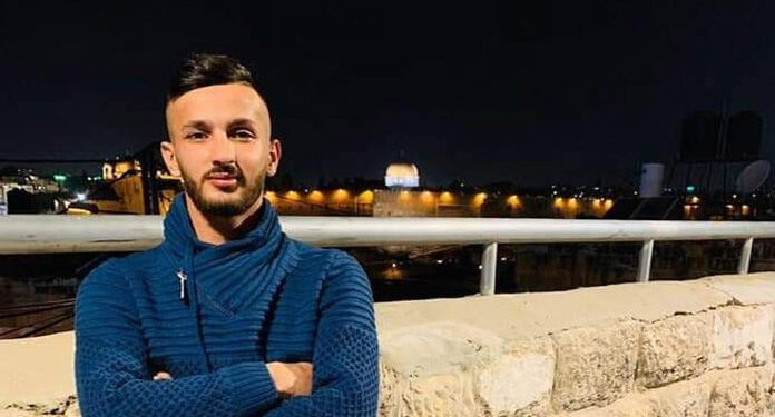 اسرائیلی فوج کے ہاتھوں تشدد کے بعد فلسطینی گرفتار