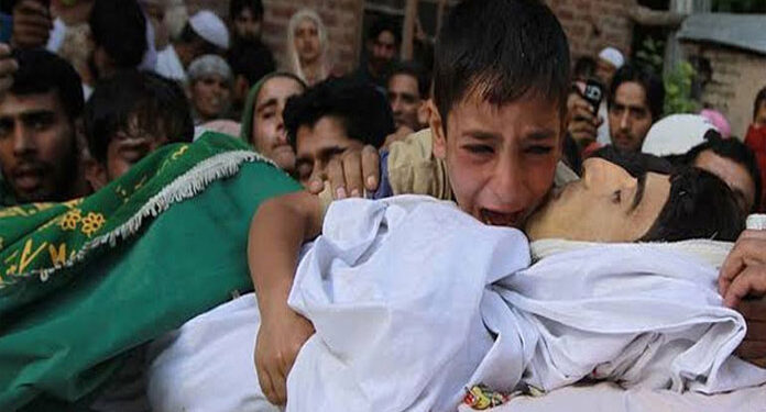 مقبوضہ کشمیر:  بھارتی پولیس اسٹیشن میں تشدد سے کشمیری نوجوان  شہید