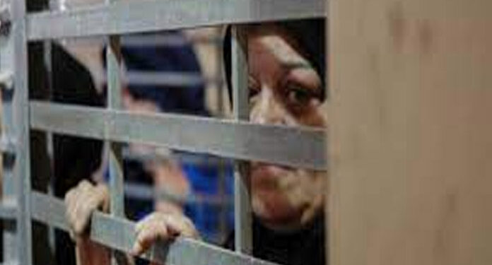 رواں سال صیہونی فوج نے 38 فلسطینی خواتین کو پابند سلاسل کیا