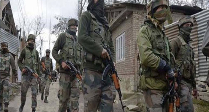 مقبوضہ کشمیر: بھارتی فوج نے مزید  بے گناہ 2 کشمیریوں کو شہید کر دیا