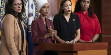 امریکی ڈیموکریٹس کا اسرائیلی مالی معاون کمپنیوں کاخصوصی درجہ ختم کرنے کا مطالبہ