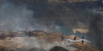 فلسطین: بیتا قصبے کےفلسطینیوں اور صہیونی فوج کے درمیان جھڑپیں جاری