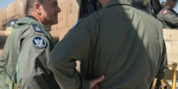 غزہ: اسرائیل نےفلسطینی رہائشی عمارات کو اپاچی ہیلی کاپٹروں سے نشانہ بنایا، اسرائیلی اخبار  